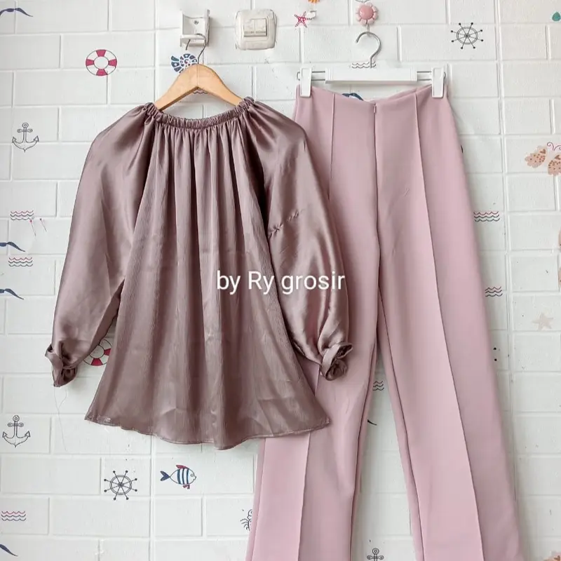 Setelan Wanita Naila Blouse Shimmer Celana scuba Panjang 3