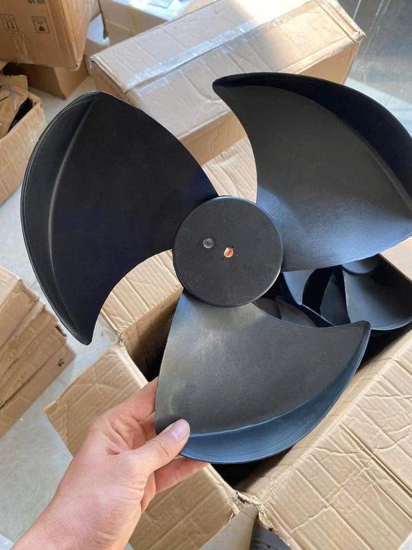 Cánh quạt size 30cm,trục 8mm,quay NGƯỢC chiều kim đồng hồ động cơ 220v 5 cánh vĩnh cửu motor vn mới fan    quat sạc hoi hơi nước 1