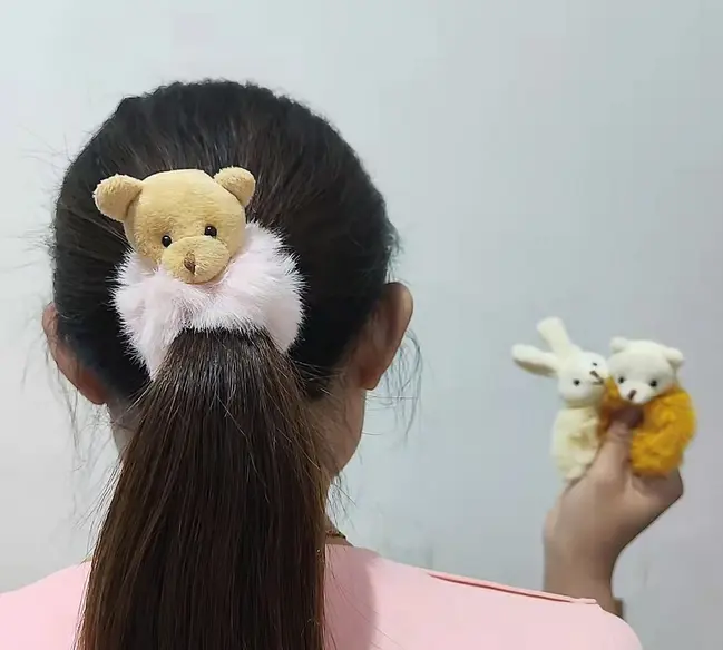 Yarra Ikat Rambut Karet Scrunchies Korea Anak Perempuan Dewasa Kunciran Motif Beruang Biru Coklat Kuning Pink Bulu Halus Aksesoris Kuncir Rambut Wanita Lucu Elastis  Ak136 7