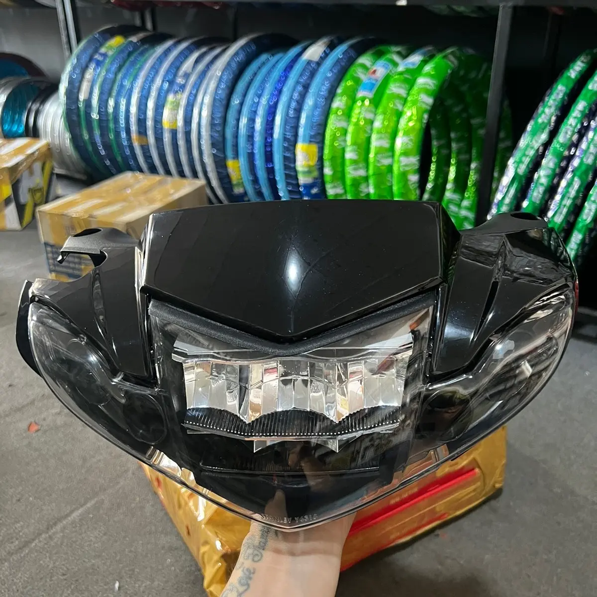 Choá 2 Tầng Sirius Xi Nhan Đen