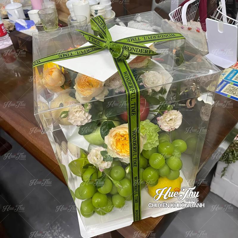 Hộp đựng bánh Mica Vuông trong suốt 11/13/16/22/26/28/30/32/34/36cm (cao 15-45cm, kèm đế) đựng bánh sinh nhật, quà tặng 8
