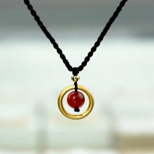 Mặt Dây Chuyền Hình Tròn Trơn, Vàng Cát Việt Nam, Vòng Cổ Hạt May Mắn Đậu Đỏ Keo Dệt Thủ Công Hàng Mới Về vong  cuagocnhonabe Vòng Cổ Mặt Vòng tay  lắc bantoan  hang  sale Vòng cổ hai