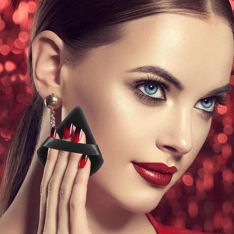 Product Introduction of 1 Chiếc Mút Đánh Phấn Hình Tam Giác Nhung Bột Mini Dụng Cụ Trang Điểm Mặt Mút Đánh Phấn Trang Điểm Thân Thiện Với Làn Da 24