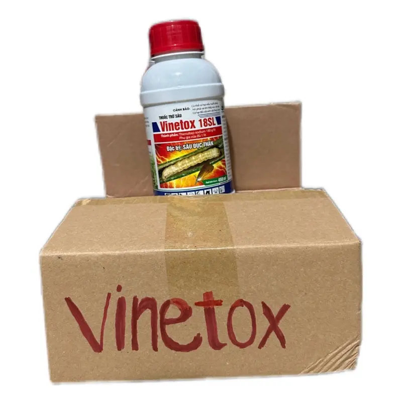 Hộp Giấy Hiệu Vinetox Nấp Đỏ Chai Nhựa Trắng là sản phẩm thiết kế để đựng nước chất lỏng bảo quản tốt