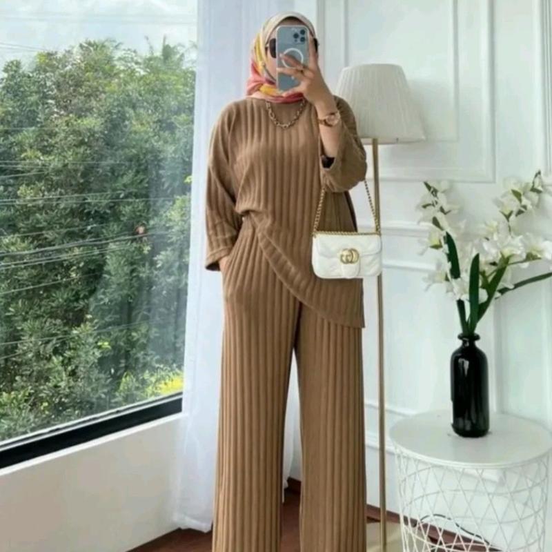 One Set Hornet Knit Premium Setelan Baju dan Celana Wanita Two Piece Set Model Terbaru 2
