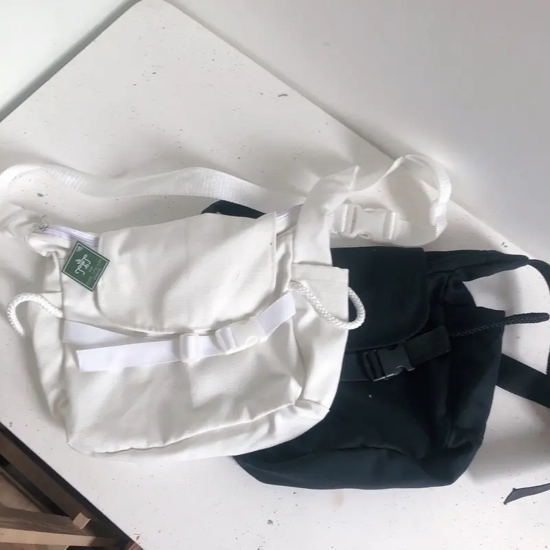 Túi đeo chéo unisex 6