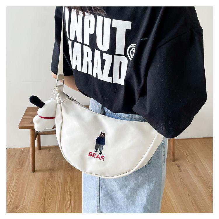Product Introduction of Ethnic Style Messenger Bag Underarm Bag Selenodont Bag Dumpling Bag Large Capacity Japanese and Korean Style 2024 New Casual 20