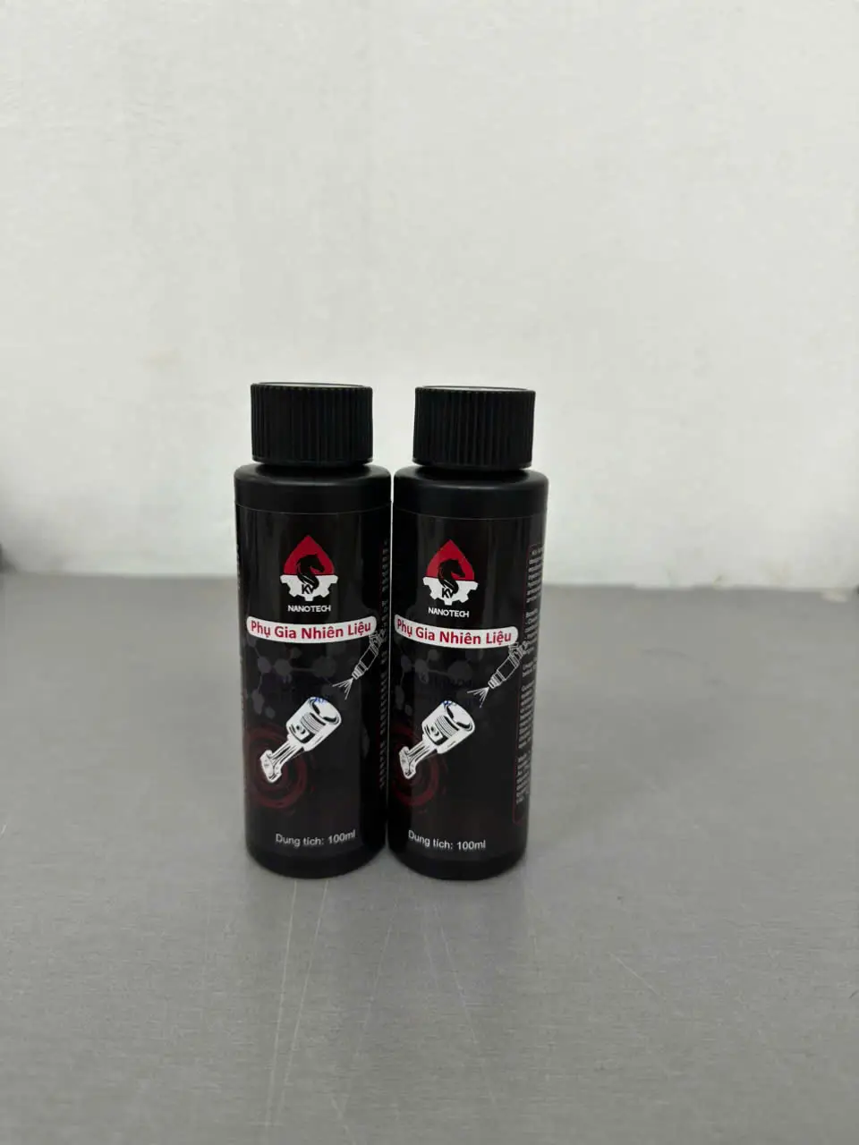 Sản Phẩm: 2 Chai Dung Dịch Vệ Sinh Kim Phun Và Buồng Đốt Xe Máy Kv Nanotech (100Ml) Sản Xuất Tại Việt Nam