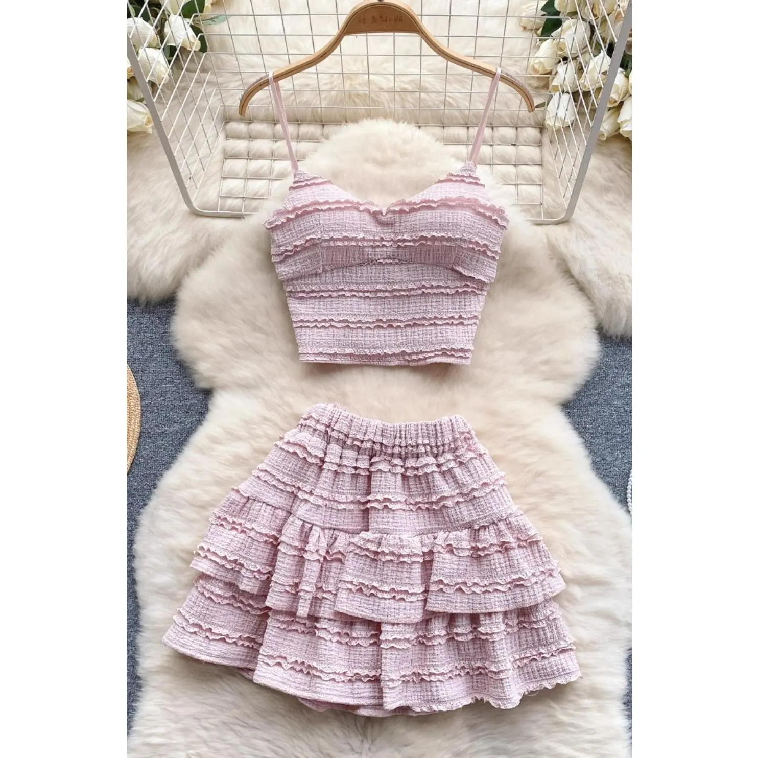 2025[90% Positive Feedback Rate] Korean Style Wear Sweet Lace Camisole Sexy Short Ruffled Skirt Age-Reducing Fake Two-Piece Suit