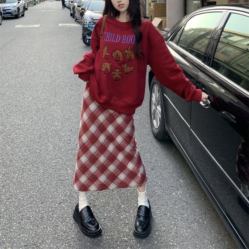 Chân váy dạ kẻ caro dáng dài phong cách Hàn Quốc