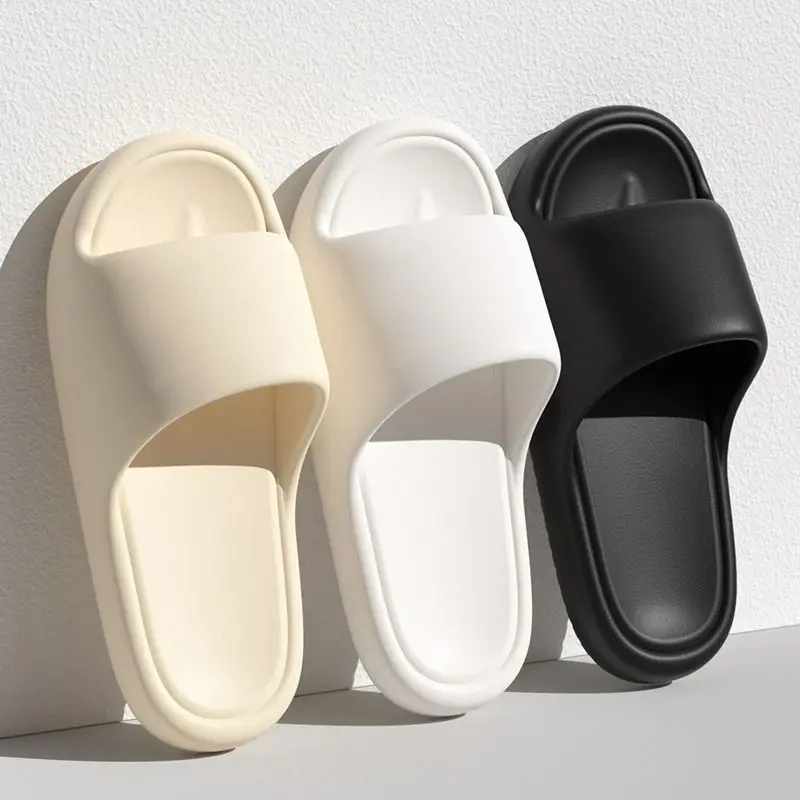 Home Slippers Sandals Couple Bathing Summer Indoor Slippers Household Outdoor EVA Women Men Bathroom Home Slippers Hot Sale