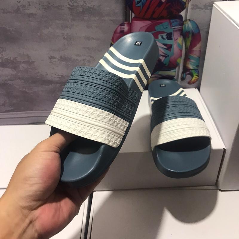 Dép  Addas quai ngang dép thời tranh hè 2023 hottrend phong cách! Mùa hè Cao Su DéP Nam dép dg Slipper Nhung