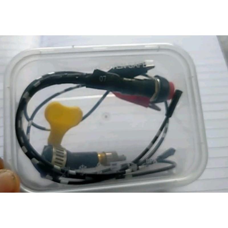 Alat untuk membersihkan injector motor dan mobil servis injeksi 2
