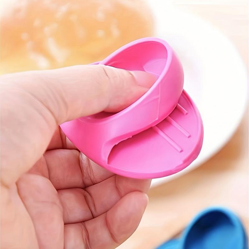 Product Introduction of Random Color Silicone Pot Handle Cover, 6 Counts/set Heat Resistant Pot Handle Holder, Kitchen Gadgets for Oven & Microwave 3