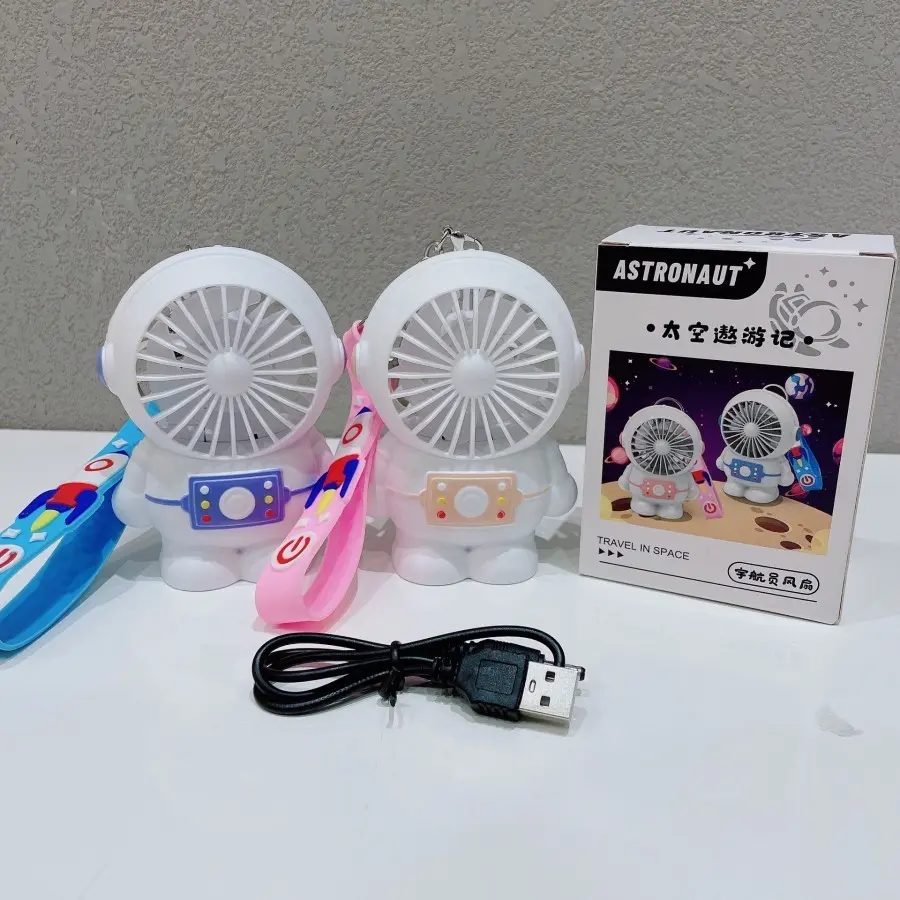 Kipas Angin Mini Model Astronot Portable Sweet Plastik