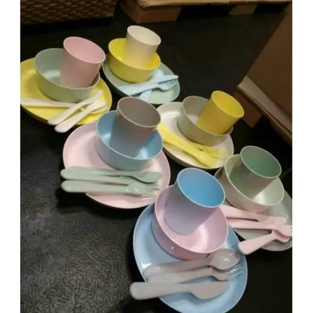 SP KALAS I K E A SET ALAT MAKAN PLASTIK ANAK PIRING MANGKOK GELAS SENDOK GARPU PISAU WARNA PASTEL