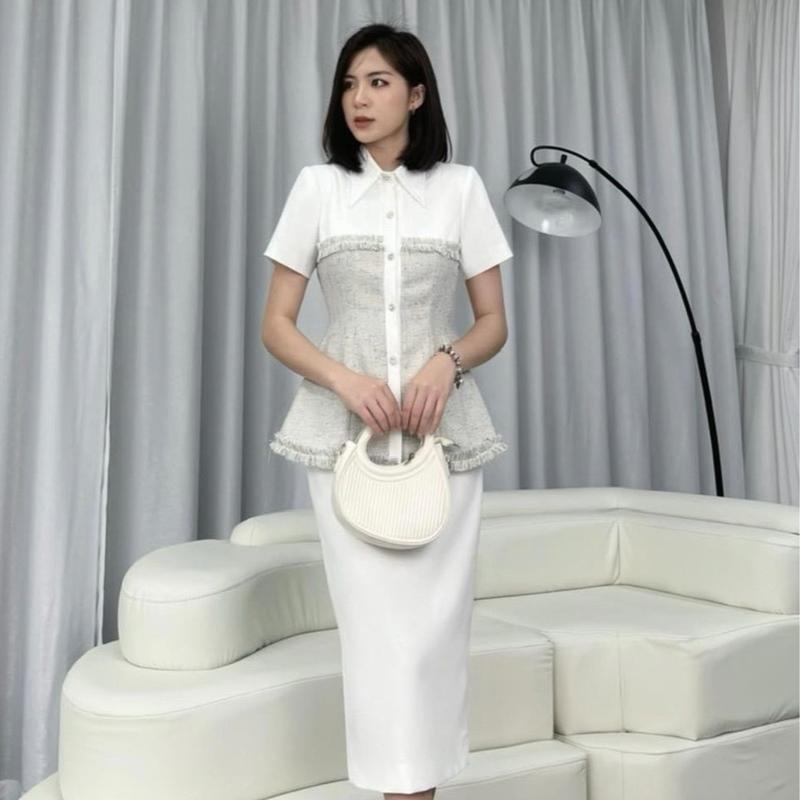 Sét Thiết Kế Hà anh áo trắng phối ghi kèm chân váy F15