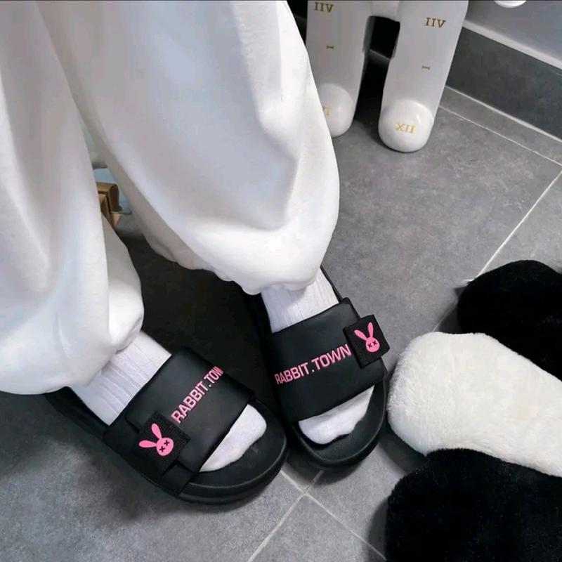 Dép Rabbit Towm Quai Xé Nam Nữ Kiểu Dáng Hàn Quốc Cao Cấp 'hot' Slipper Đế bằng DéP Quai Ngang