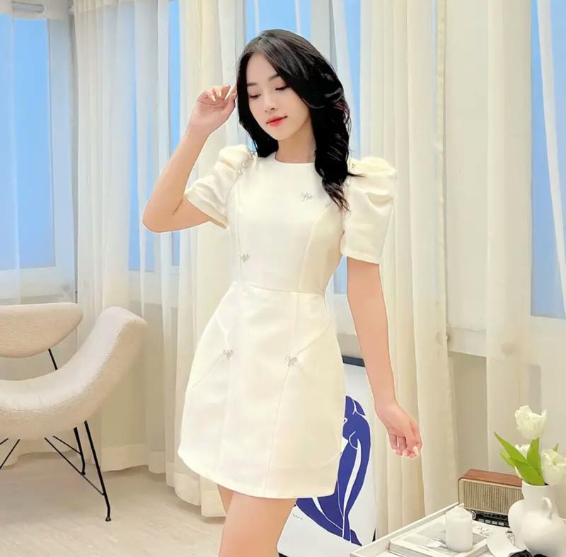 Đầm dự tiệc, đầm công sở tay bồng đính kèm tag đá siêu xinh Lolita Dress Nữ Khuy Kem Trắng