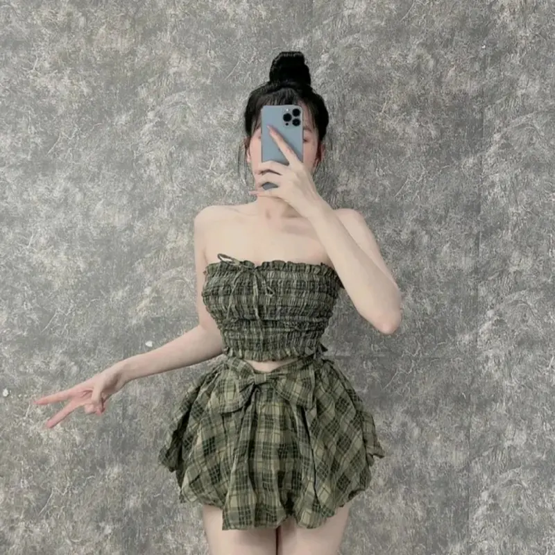 sét carô áo nhún thun kèm chân váy đính nơ Nữ 1