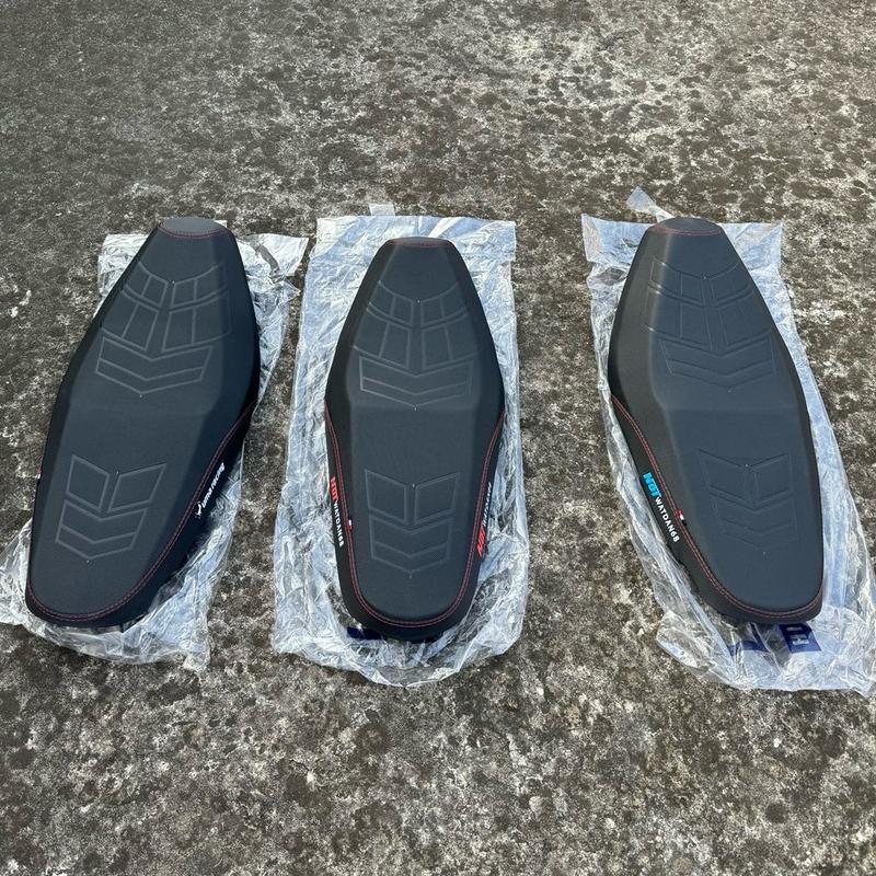 Yên gọt nguyên chiếc mút vàng liên á gắn wave 50 100 110 Phom thấp