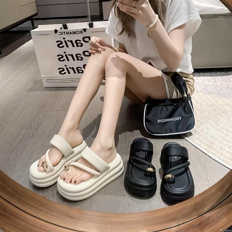 HÀNG MỚI HOTREN 2024 NDép Nữ Đế Cao LÊ  Bánh Mỳ 6P C-5 Xỏ Ngón Kẹp Tông đi chơi đẹp xinh thời trang trend mới đi biển hot ho DéP Shoes