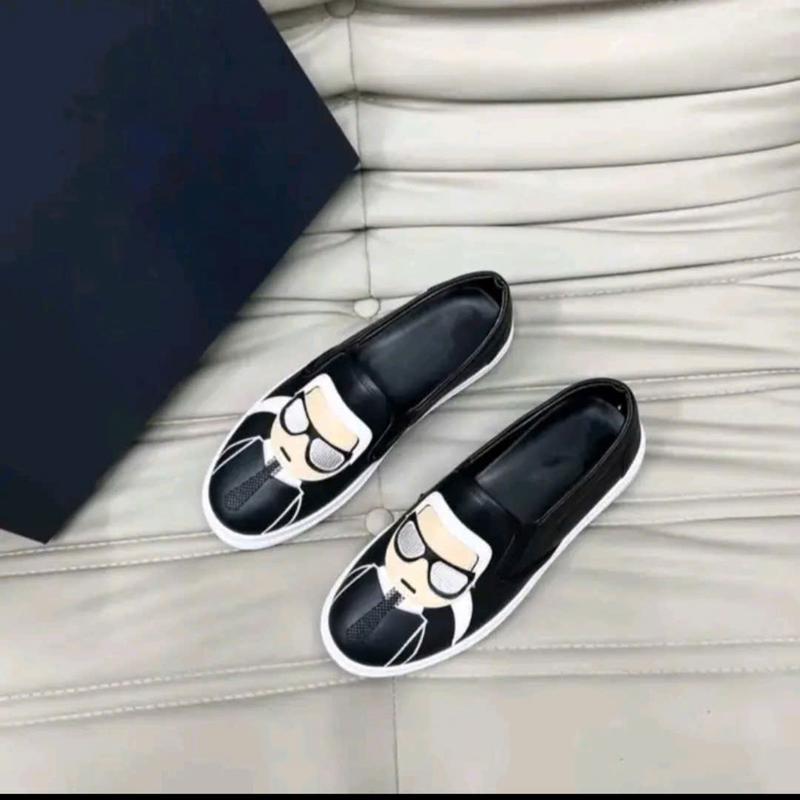 Giầy slipon  nam nữ  thêu họa tiết ông già phong cách năng Động trẻ trung,hàng sẵn Đủ size 2