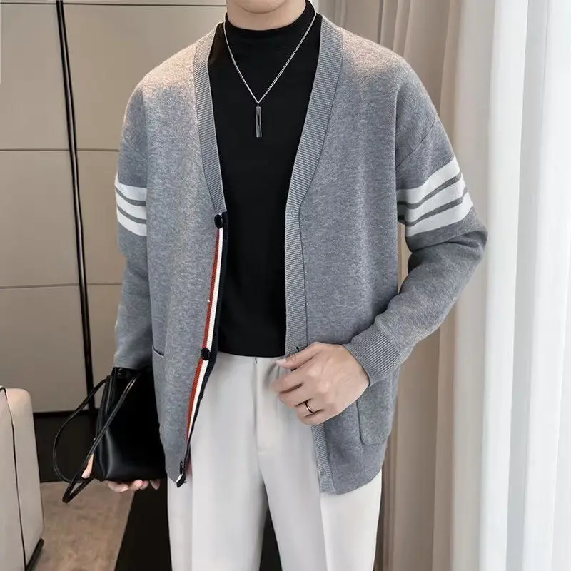 Áo Khoác len Cardigan tay phối kẻ sọc thân phối vạch đỏ hàng QC
