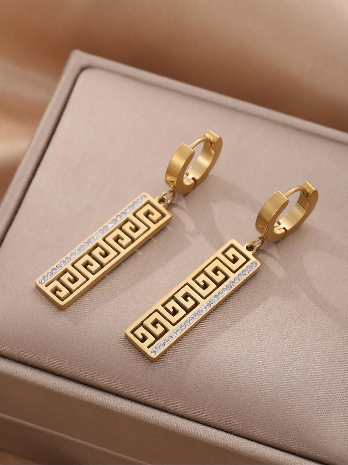 1 Pair Rhinestone Decorated Dangle Earrings, Elegant Jewelry for Women, Trendy Jewelry Gift for Party and Daily Life