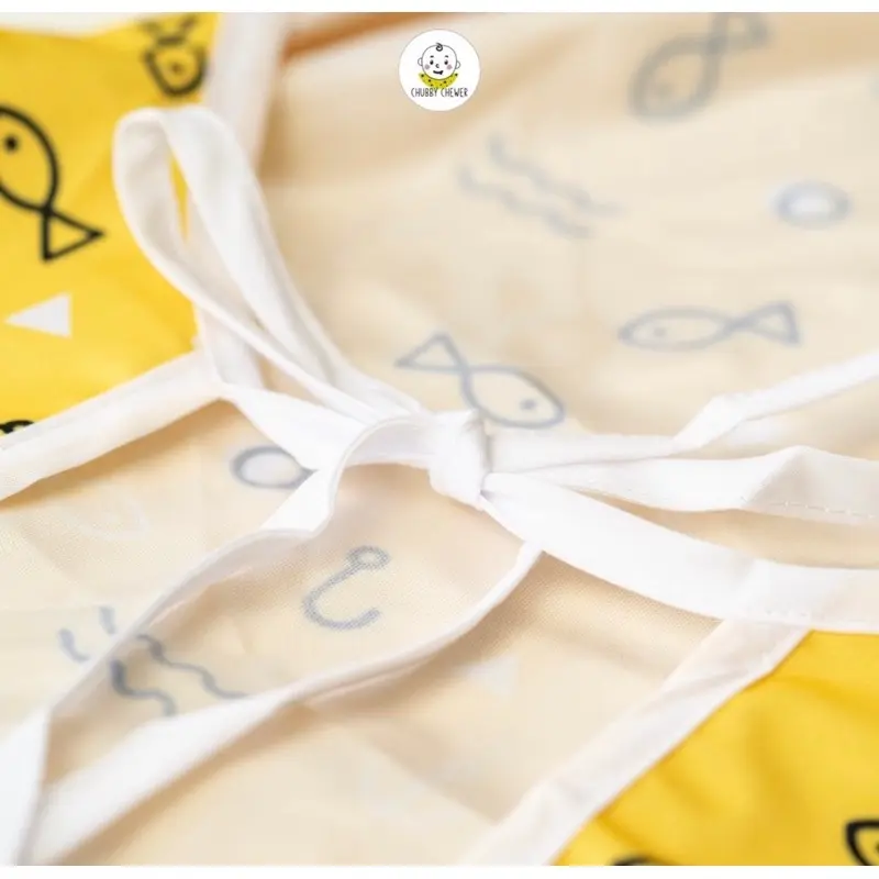 Coverall Weaning Bib 2