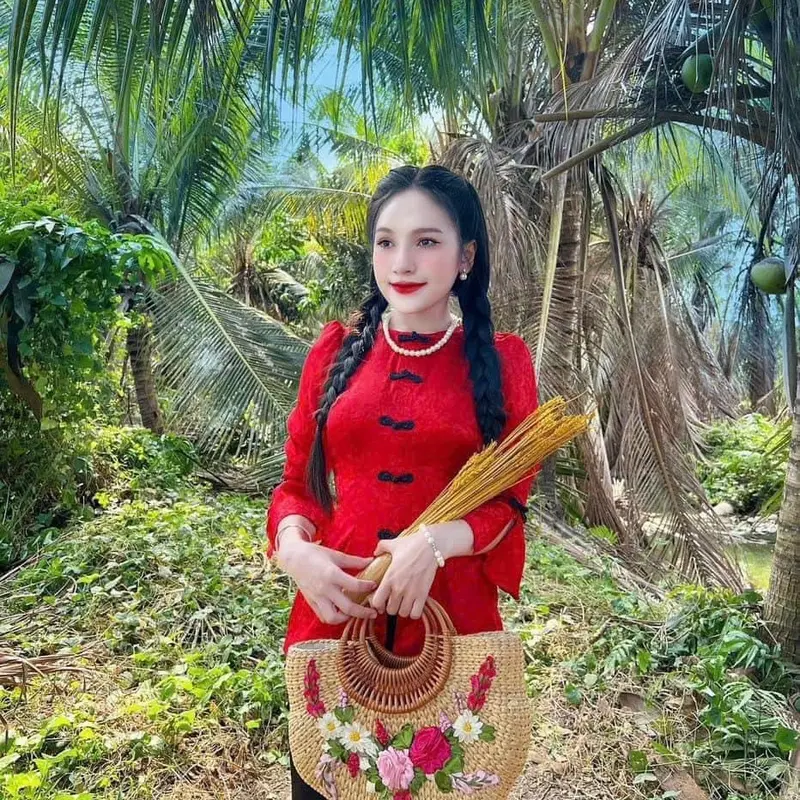 (Áo lẻ) bà ba tay loe, nút tàu sò đen chất vải gấm miềm mịn thấm hút mồ hôi tôt, áo bà ba gấm đủ size đủ màu. 1