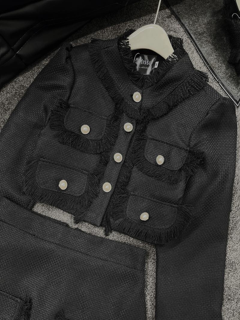 Product Introduction of Bộ Dạ Nữ Áo Dạ Tweed kèm Chân Váy chữ A Tua Rua Tiểu Thư xinh xắn và cá tính Top Kem 1