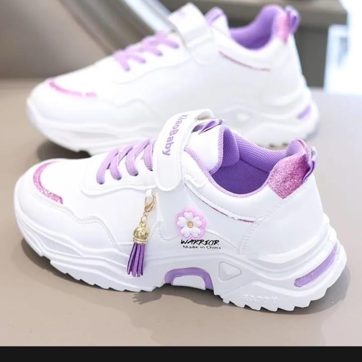 Sepatu sneakers import anak perempuan Bordir Motif Bunga Warior Terbaru|Sepatu Korean Style Anak Kekinian Fashion 4
