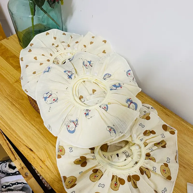 Set 5 Yếm TRÒN xô 2 lớp muslin siêu thấm hút và mềm mỏng cho bé vòng cổ rộng rãi 2 nấc bấm 1