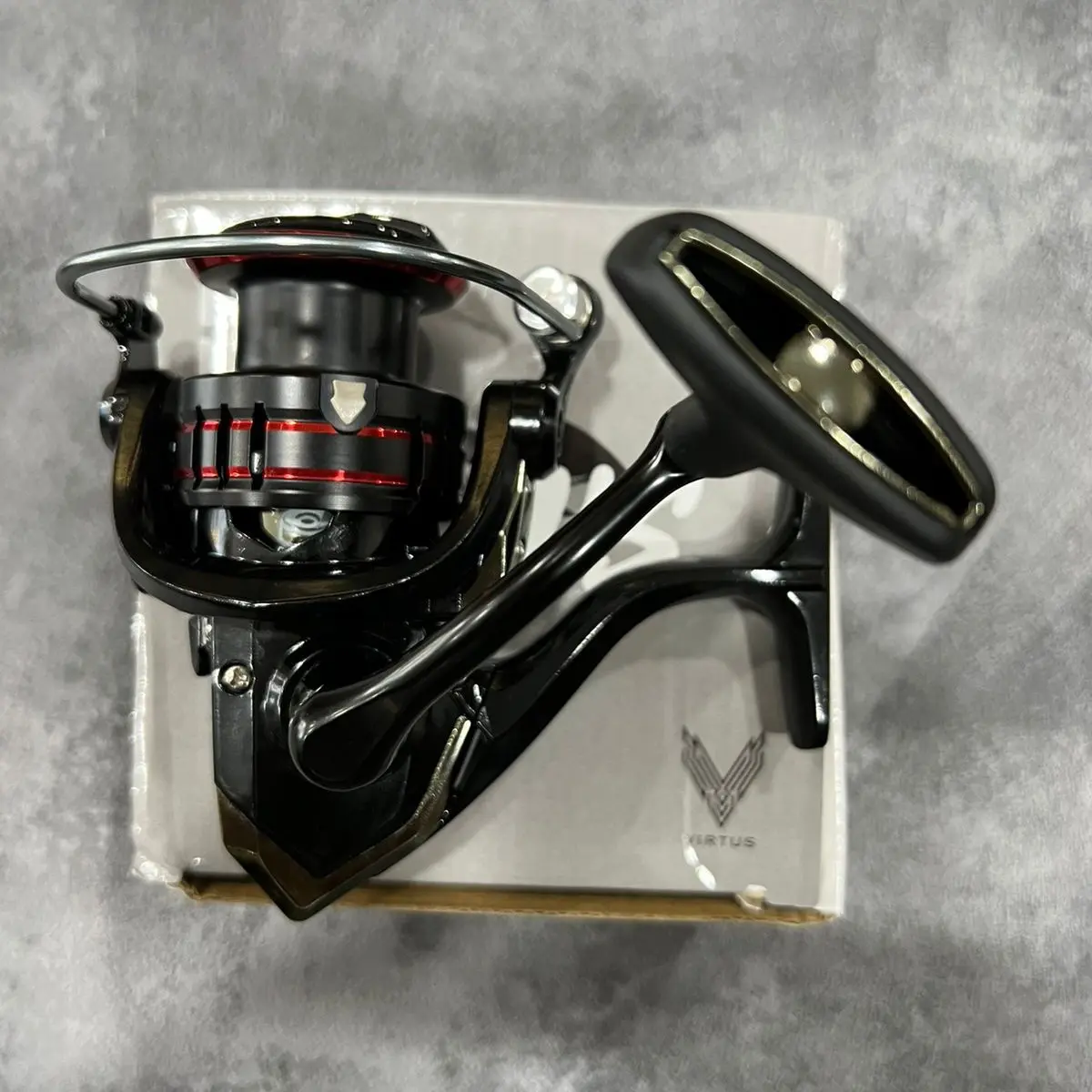 REEL SPINNING VIRTUS ZEUS 500-6000