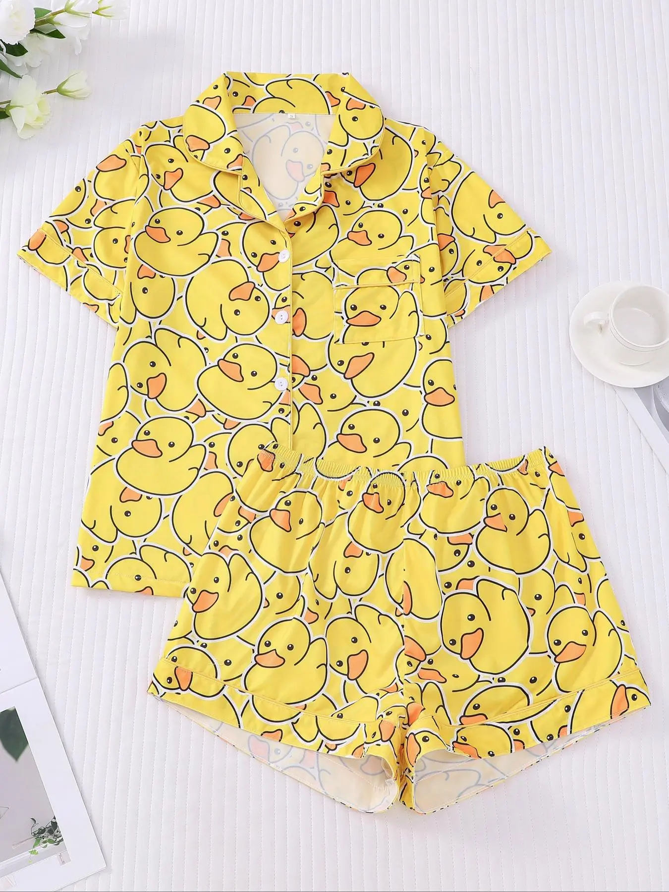 Women's Duck Print Shirt & Elastic Waist Shorts Pajama Two-piece Set, Casual Comfy Short Sleeve Top & Shorts Loungewear Set, Ladies Sleepwear for Summer