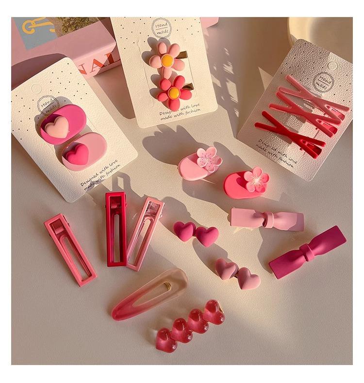 Product Introduction of Dopamine Cute Hair Clips for Women Forehead Bangs Clips Hair Accessories 2025 New Hair Clips Hairpins Side Clips 4