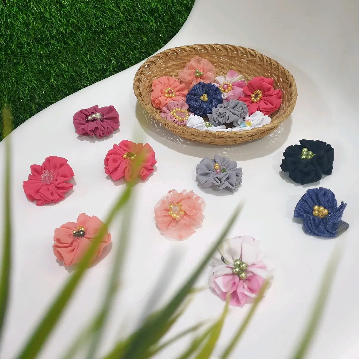 Bros Issy, Bross Bunga, Bros anak, Bros Handmade, Bros Bahan, Bros Mutiara