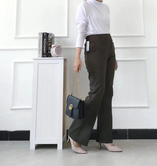 Product Introduction of Celana Cutbray Kancing Casual Basic Wanita Bahan Katun Twill Combed Ukuran Standar Kain Melar Nyaman Panjang Tebal Stretch Baggy Fit 5