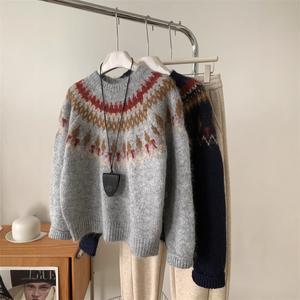 Áo len nữ kiểu cổ điển Fair Isle phối màu jacquard, dáng rộng thoải mái, phong cách thu đông, hàng mới ấm áp