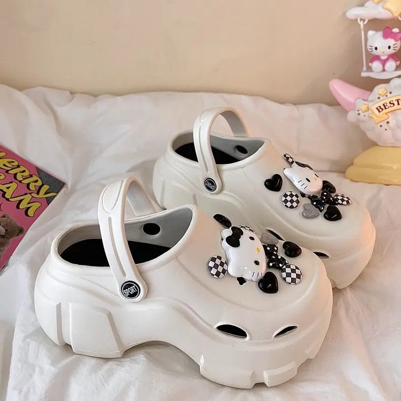 Giày Coros Đế Dễ Thương, Nữ Mùa Hè Mới, Thiết Kế Hoạt Hình Hello Kitty, Tăng Chiều Cao, Không Trơn Trượt, Dép Lê Ngoài Trời Đi Biển Baotou, 2024 6