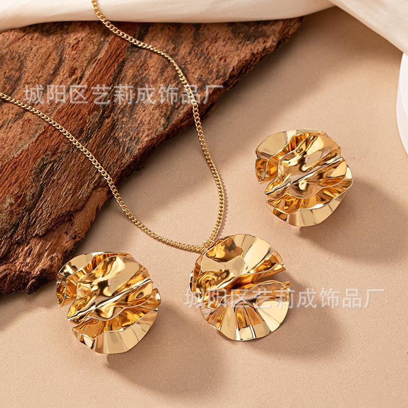 Cross-Border Hot-Selling New Jewelry Set Earrings Necklace Flower Retro Fashion Party Daily Versatile Wear 1