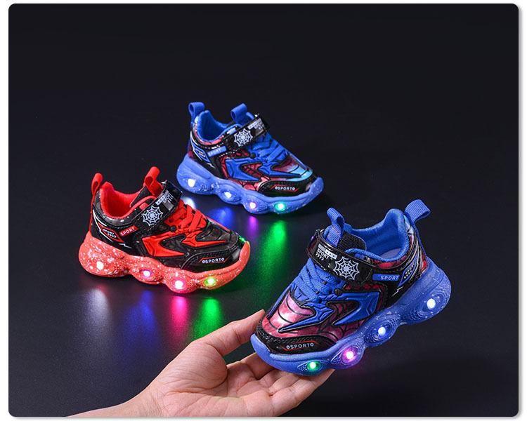 Product Introduction of Sneaker Kanak-kanak Berkilau, Baru pada 2024, Untuk Lelaki, Koleksi Musim Bunga dan Musim Luruh, Diperbuat daripada Kulit, dengan Lampu LED, Kasut Kasual Kanak-kanak Kecil dan Sederhana, Jualan Langsung Kilang 1