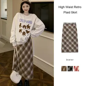 Rok Kotak-kotak Retro Pinggang Tinggi Temperamen Serbaguna Rok A-line Rok Midi Belahan Wanita Kulit Mini Panjang Kain