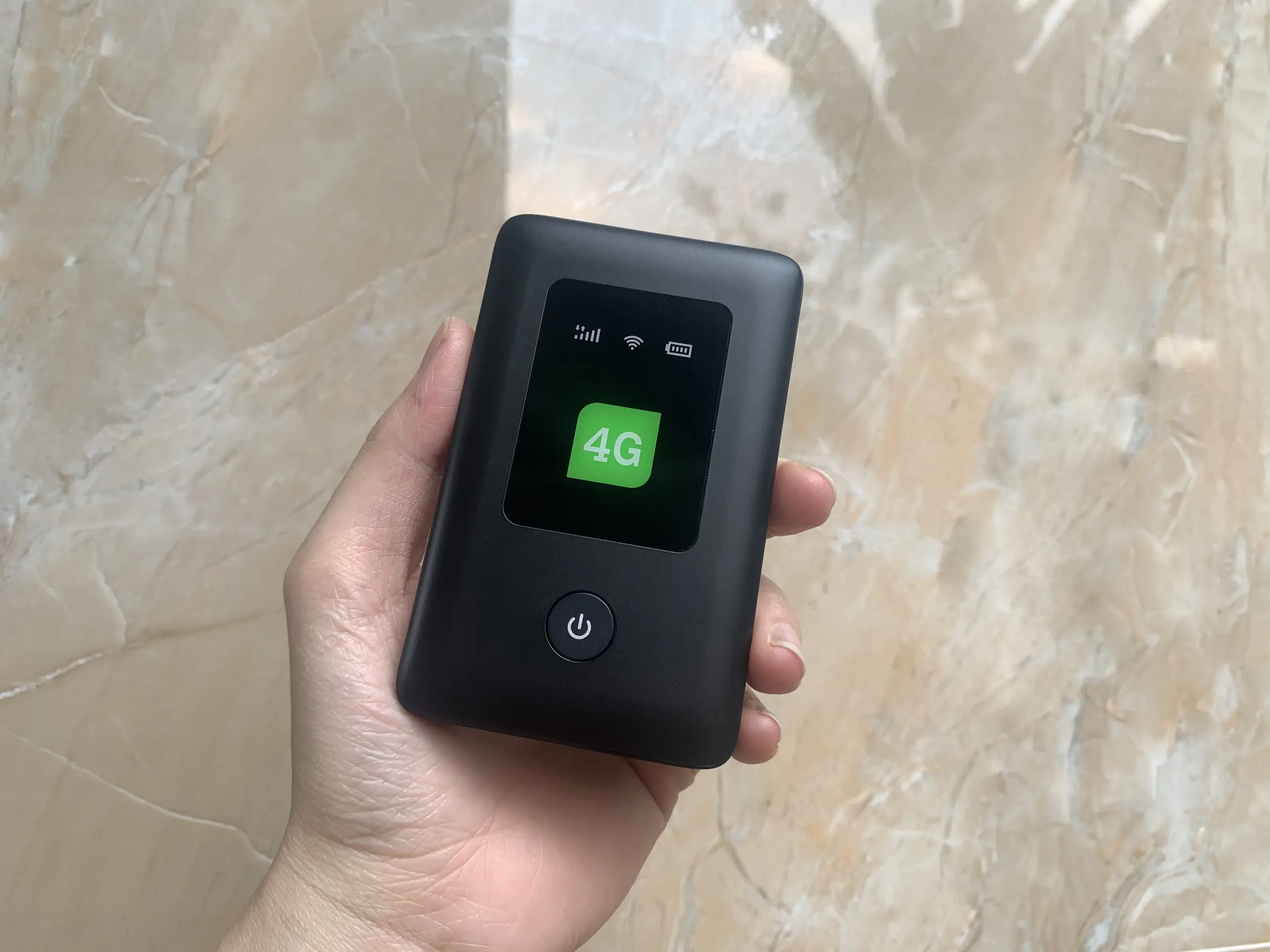Bộ Phát Wifi 4G MQ531 tốc độ 150mbps, pin 2100Mah