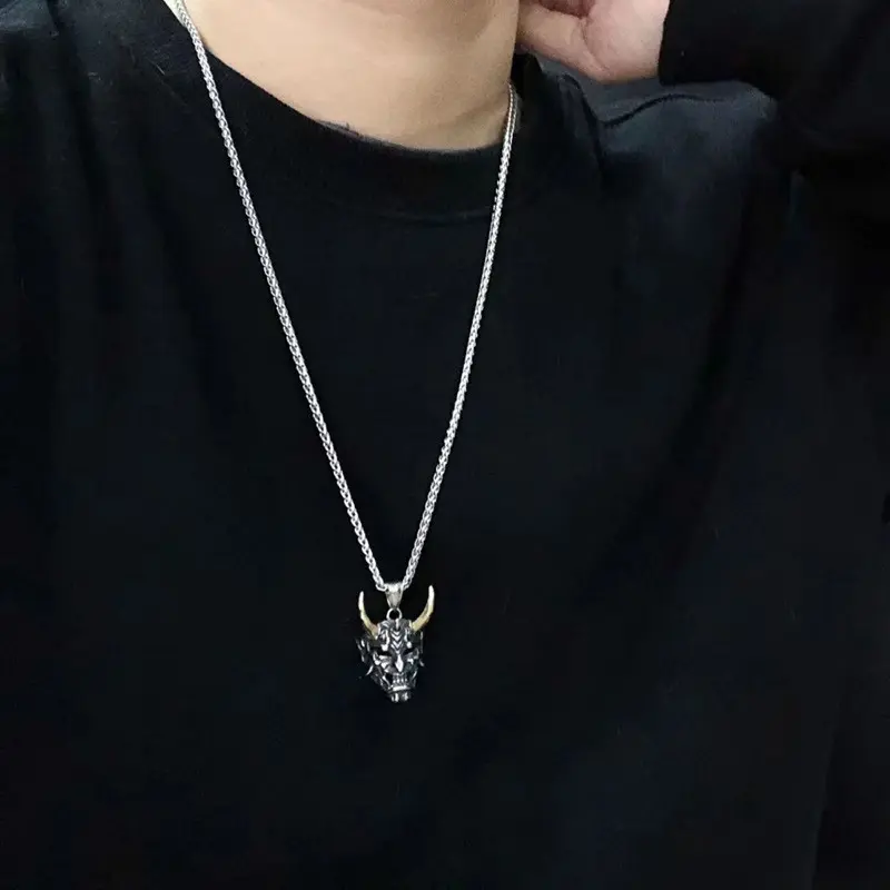 Topeng Prajna Vintage Gelap Kalung Baja Titanium Pria Tanduk Panjang Raja Kalung Stainless Steel 2
