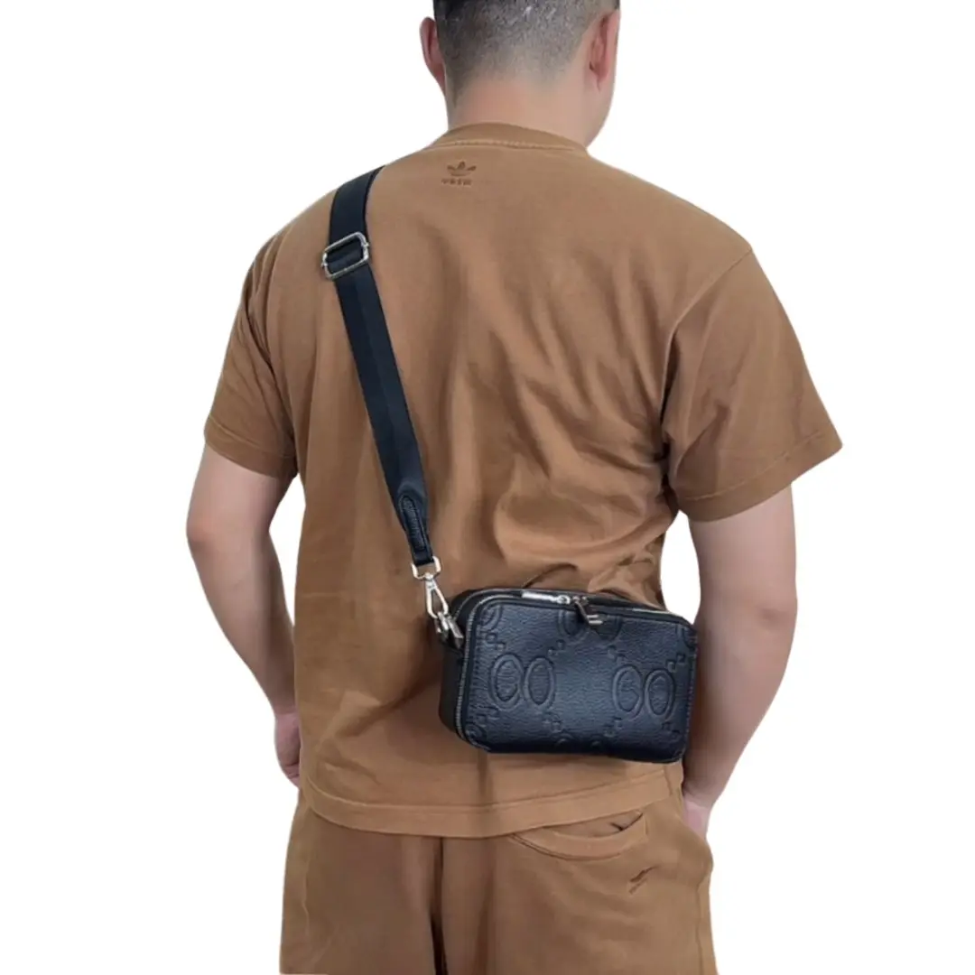 Túi đeo chéo Da mềm cao cấp. Unisex. 2 ngăn. size 18cm. (Full box nam châm nguyên seal)