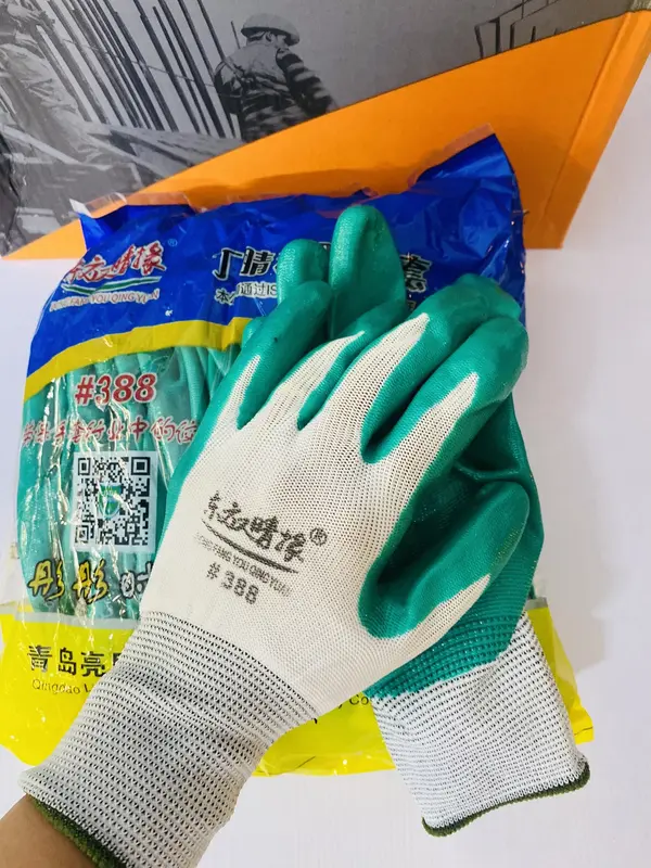 TÚI 12 ĐÔI GĂNG TAY PHỦ CAO SU MÃ 388 MÀU XANH LÁ -GĂNG TAY BẢO HỘ LAO ĐỘNG, GĂNG TAY PHỦ SƠN, GĂNG TAY TRÁNG SƠN XANH LÁ 3