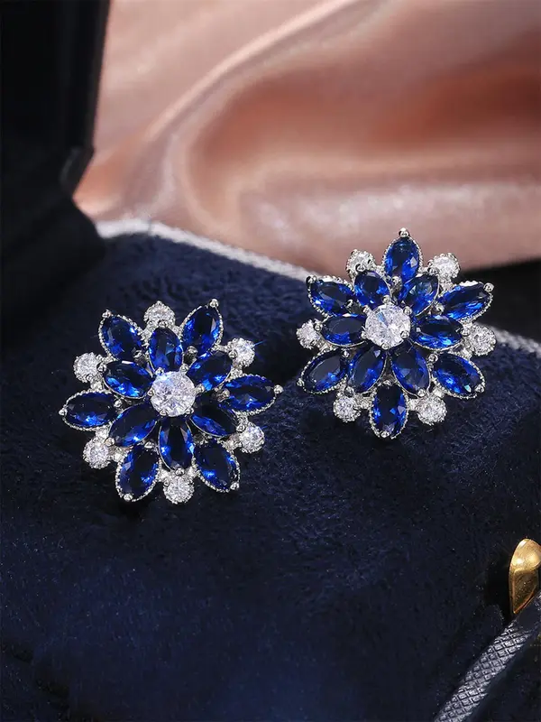 1 Pair Artificial Gemstone Decor Hollow out Flower Design Stud Earrings, Elegant Matching Jewelry for Party, Trendy Daily Clothing Decor for Girl 2