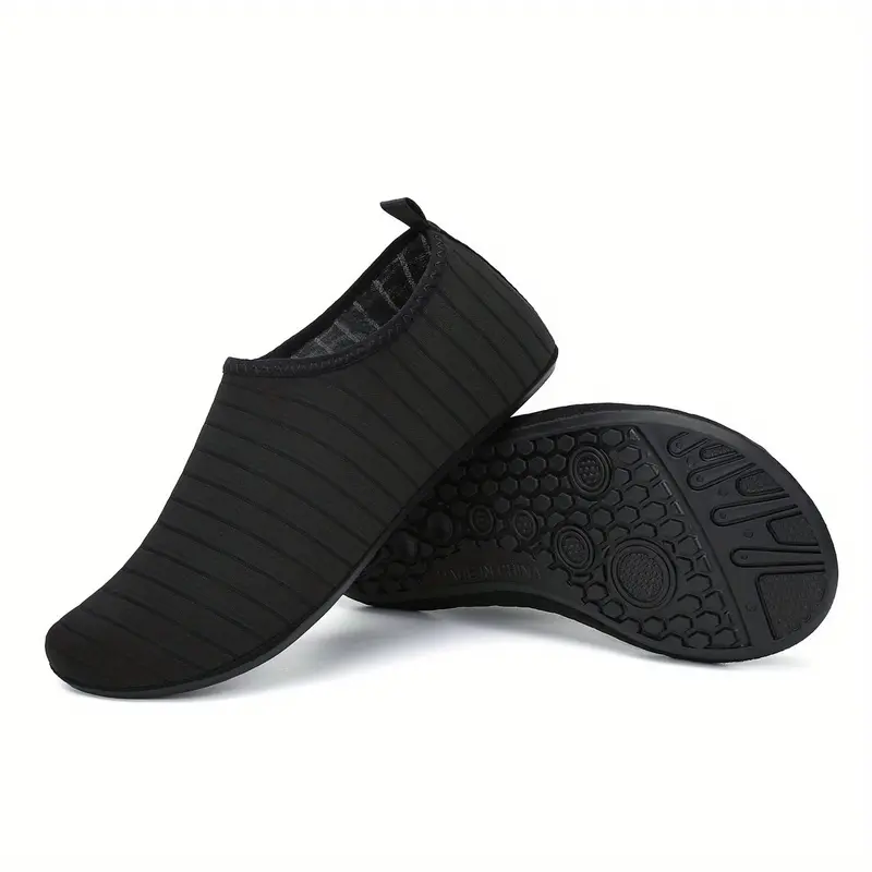 Outdoor Beach Shoes Upstream Shoes Men and Women Swimming Wading Shoes Thin Bottom Mesh Breathable Quick-Drying Water Shoes Seaside Surfing Shoes Water Park Water Shoes runningshoes saucony progrid la sportiva tk4s nova  blast  5 3